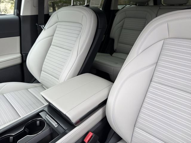 New 2026 Lincoln Nautilus Reserve AWD/4WD image 21