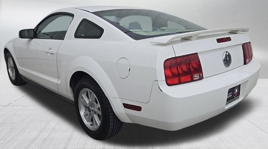 Used 2006 Ford Mustang Coupe RWD image 6