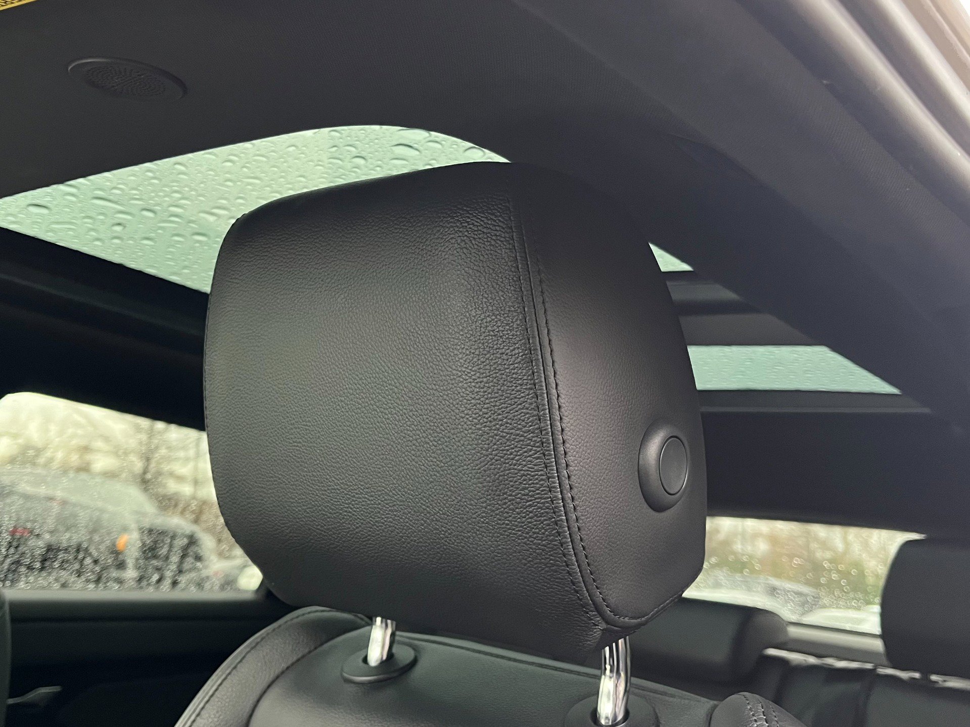 Used 2024 Land Rover Range Rover Evoque Dynamic SE image 26