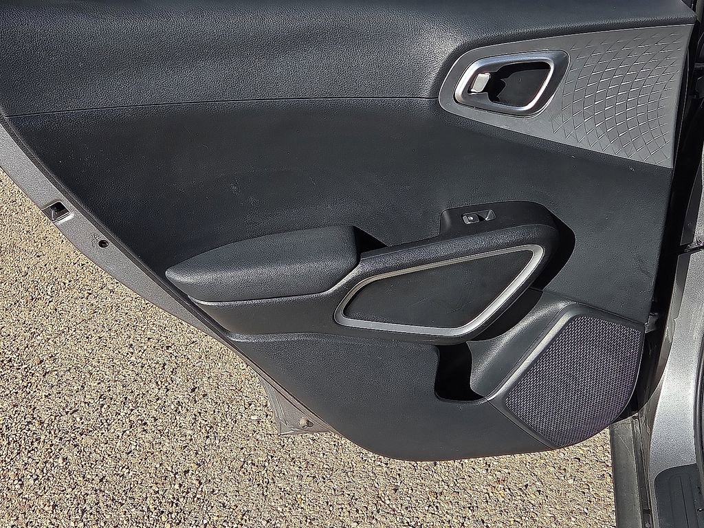 Used 2024 Kia Soul LX w/ Option Group 015 image 21