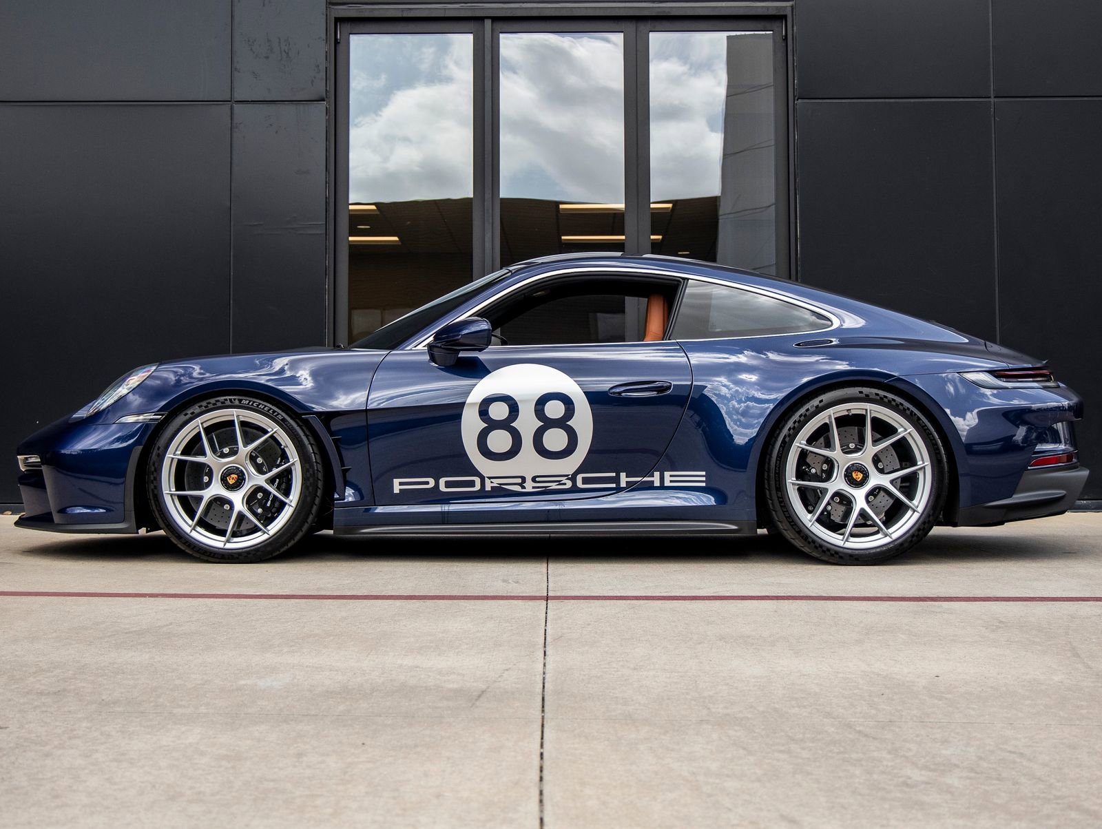 Certified 2024 Porsche 911 GT3 RS image 2