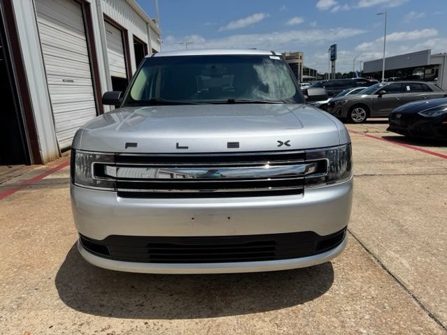 Used 2019 Ford Flex SE FWD image 2