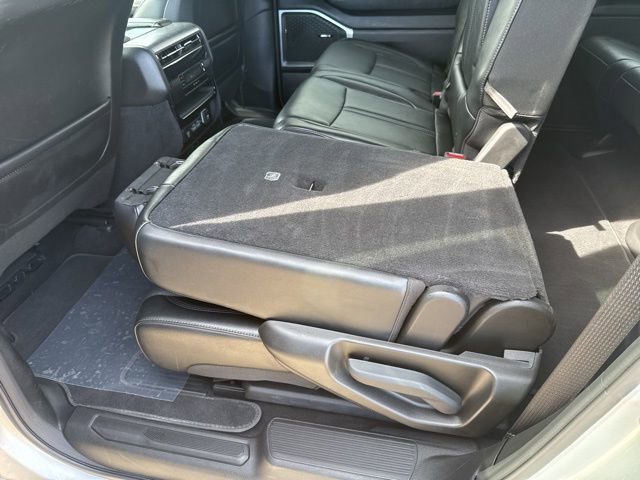 Used 2024 Jeep Wagoneer L Series II w/ Flexible Seating Group image 41