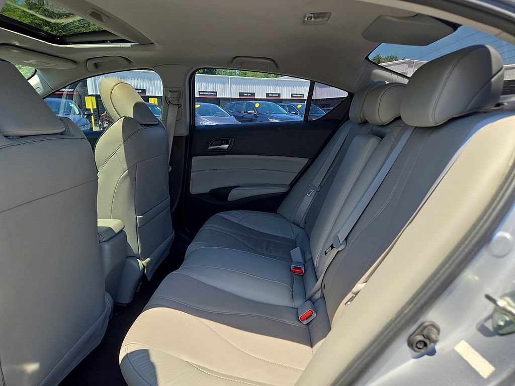 Used 2020 Acura ILX FWD image 12