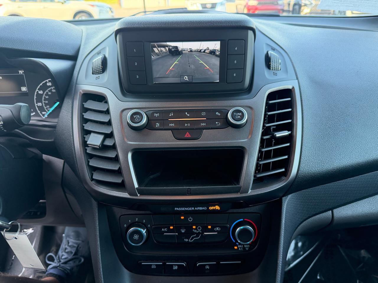 Used 2020 Ford Transit Connect XL image 27