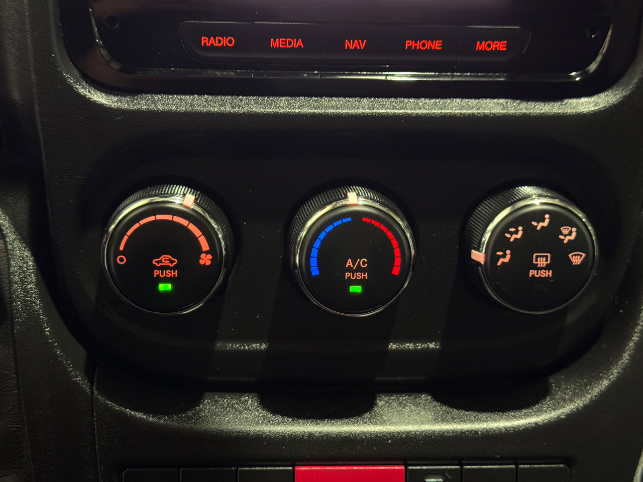 Used 2021 RAM ProMaster 2500 image 17