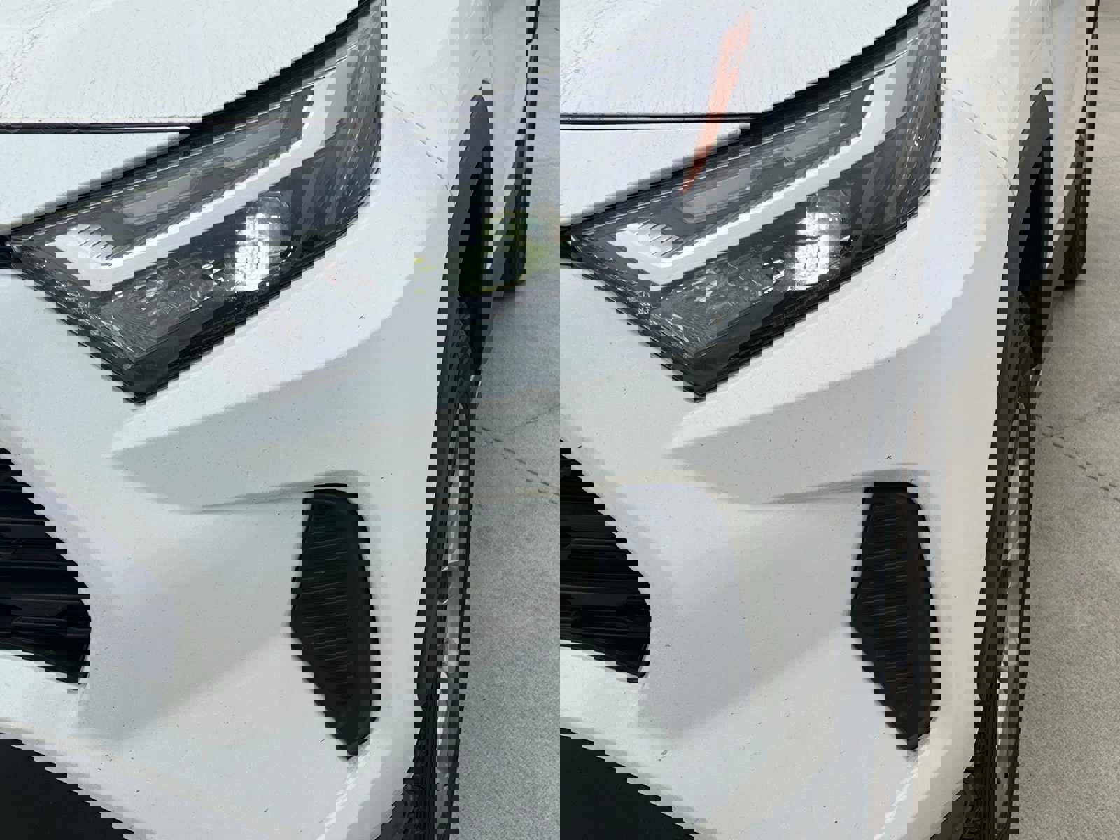 Used 2025 Toyota RAV4 XLE image 4