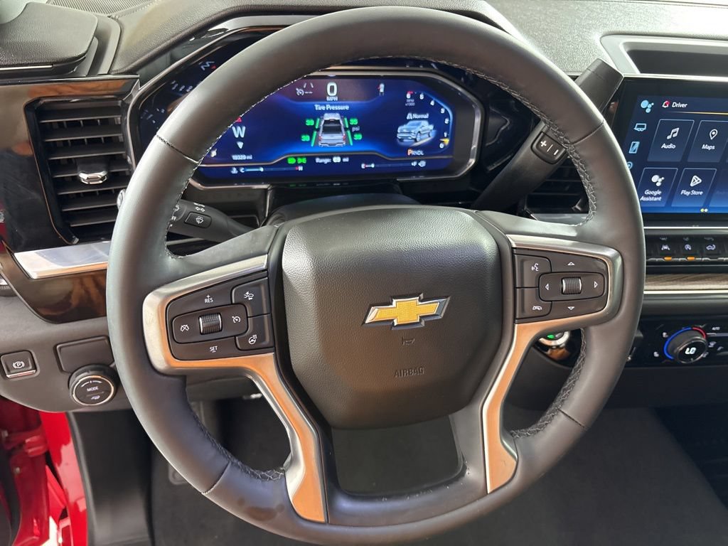 Used 2023 Chevrolet Silverado 1500 LT RWD image 32