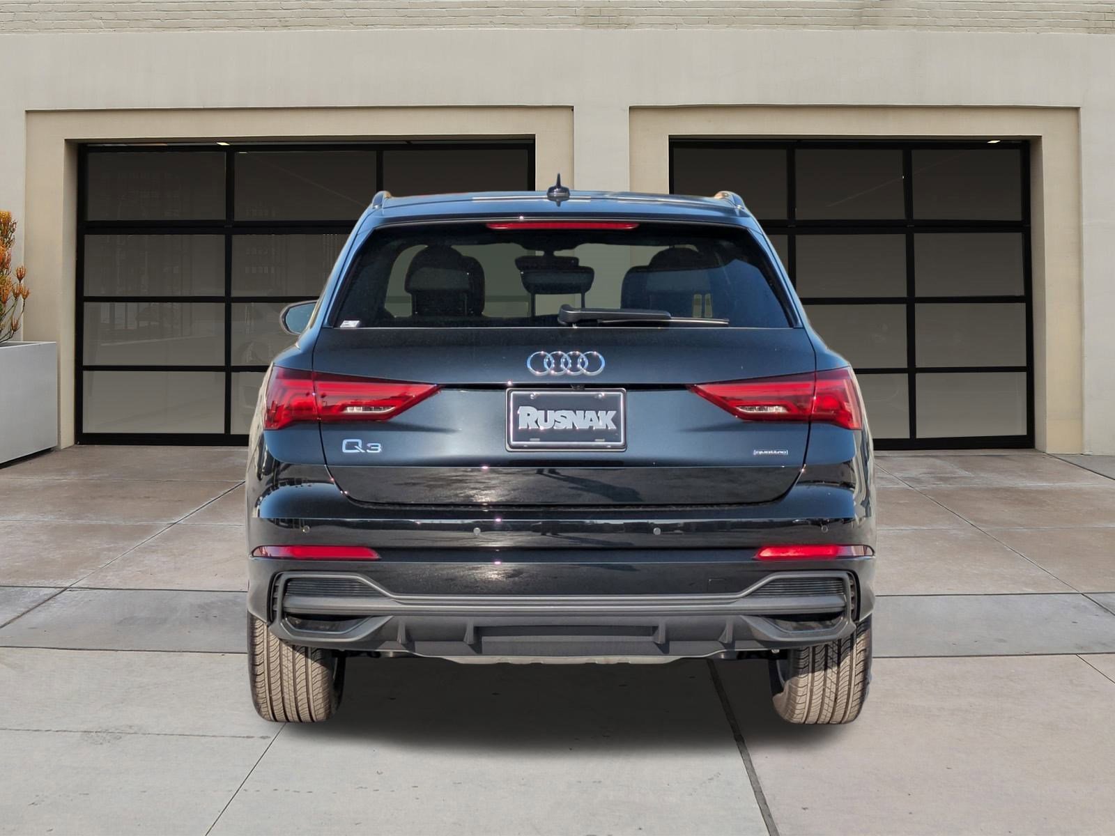 New 2025 Audi Q3 2.0T Premium image 4