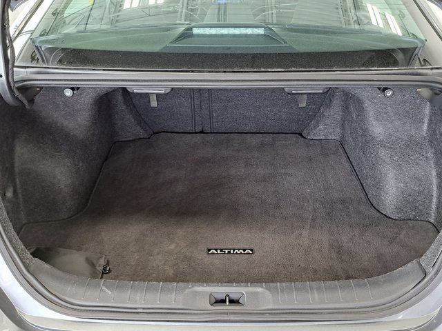 Used 2025 Nissan Altima 2.5 SV FWD image 29