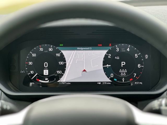 Used 2025 Land Rover Discovery S image 27
