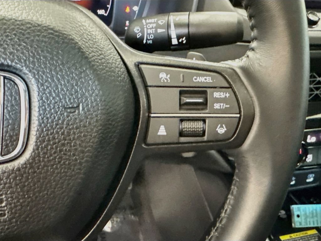 Used 2025 Honda Accord EX-L image 13