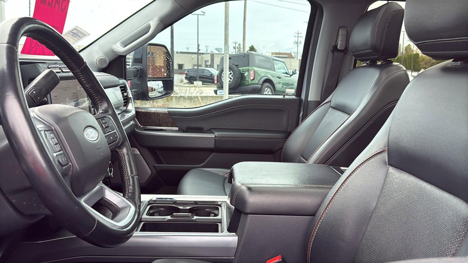 Used 2024 Ford F250 Lariat w/ Lariat Ultimate Package AWD/4WD image 16