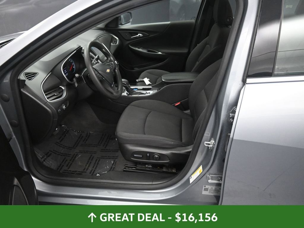 Used 2023 Chevrolet Malibu LT image 30
