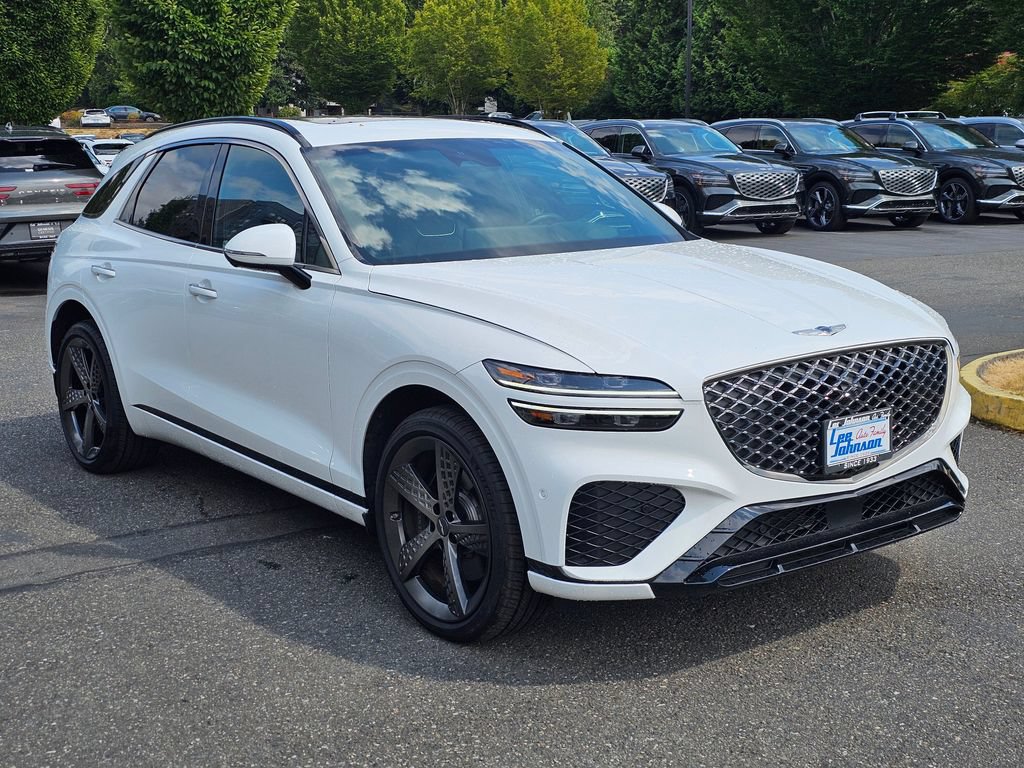 Certified 2025 Genesis GV70 3.5T Sport w/ Sport Prestige Package AWD/4WD image 3