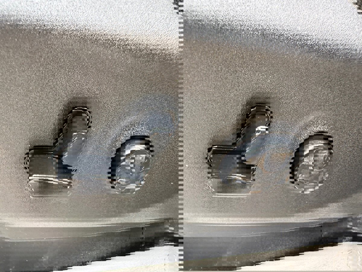 Used 2017 Chrysler Pacifica Touring-L FWD image 24