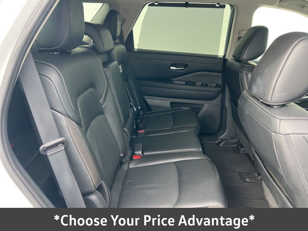 Used 2023 Nissan Pathfinder SL image 20