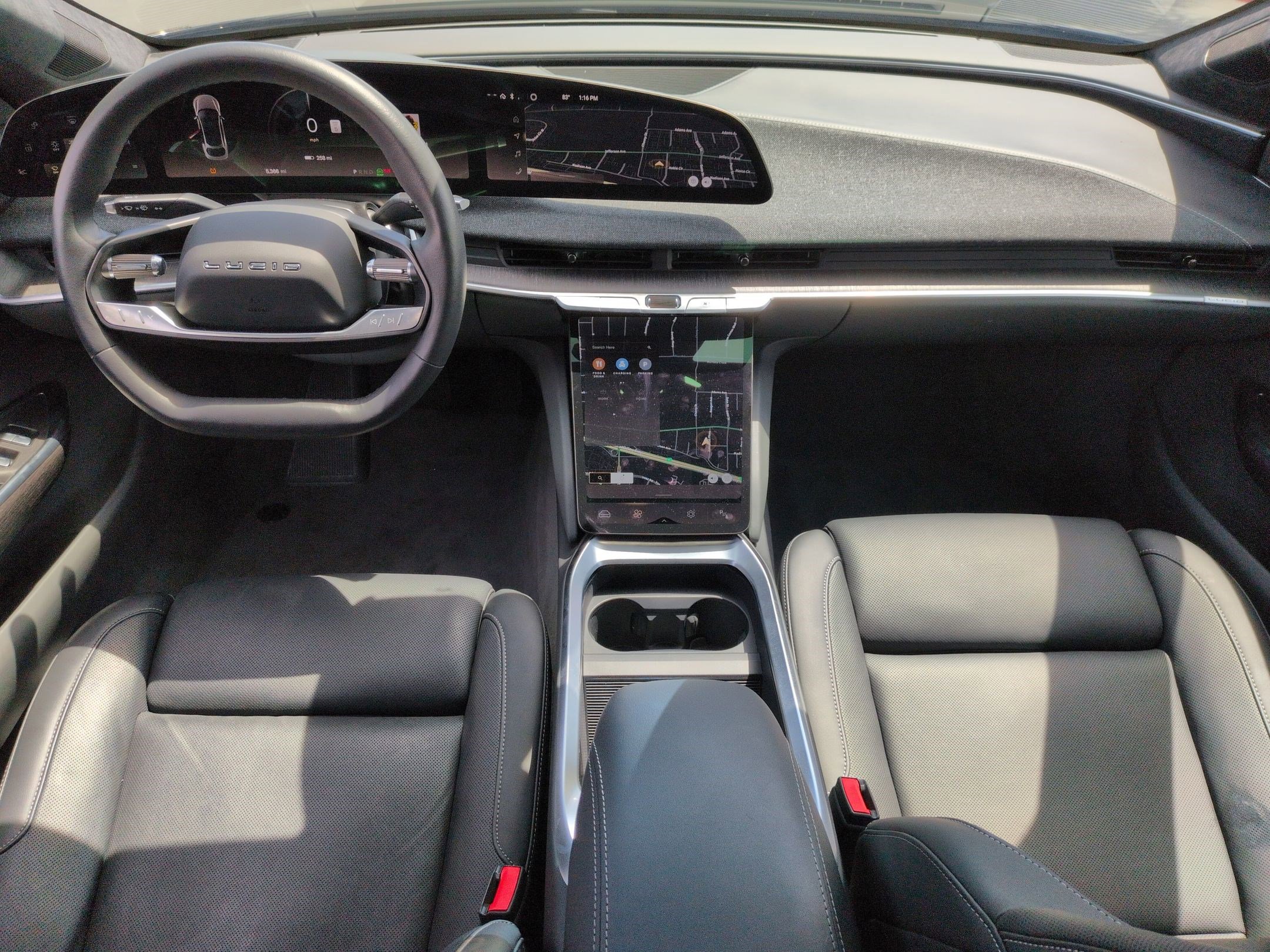 Used 2024 Lucid Air Touring image 28