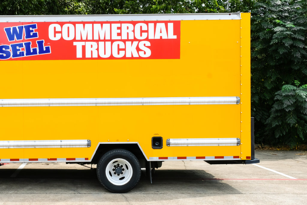 Used 2022 Ford E-350 and Econoline 350 Super Duty RWD image 13