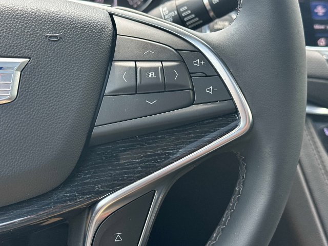 Used 2025 Cadillac XT5 Premium Luxury AWD/4WD image 25