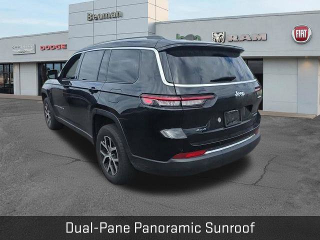 Used 2023 Jeep Grand Cherokee L Limited AWD/4WD image 4
