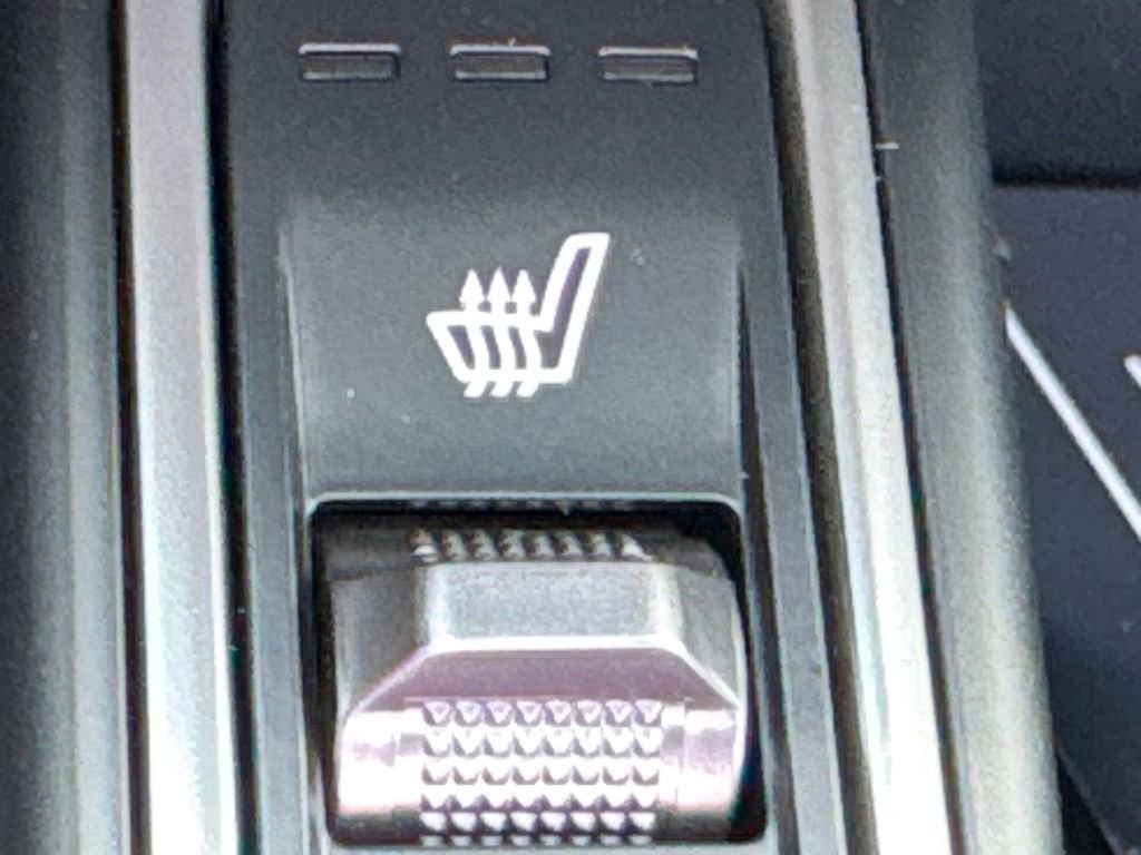 New 2026 Kia Sorento S w/ S Panoramic Sunroof Package FWD image 27