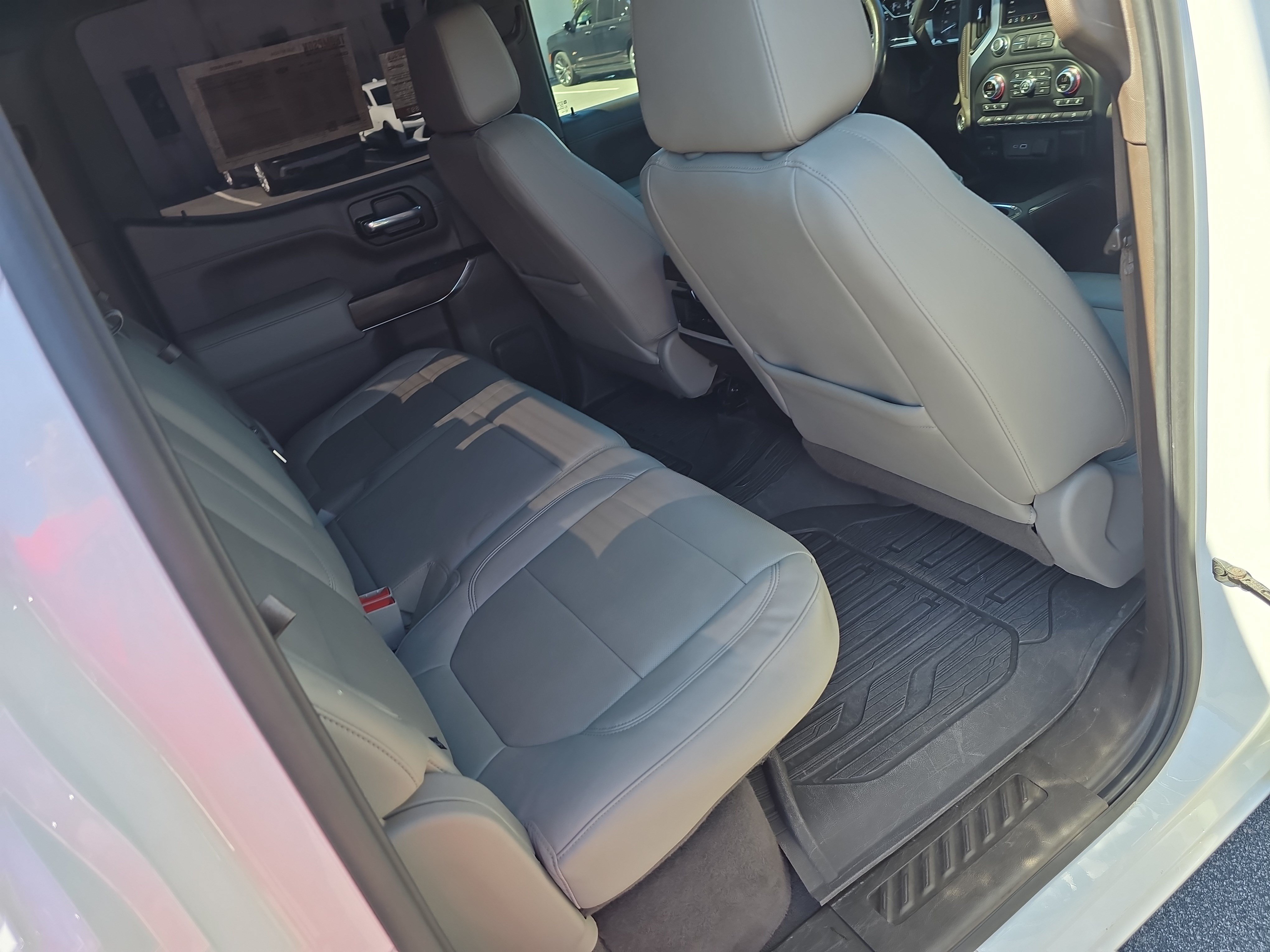 Used 2020 GMC Sierra 1500 SLT w/ SLT Premium Plus Package AWD/4WD image 11