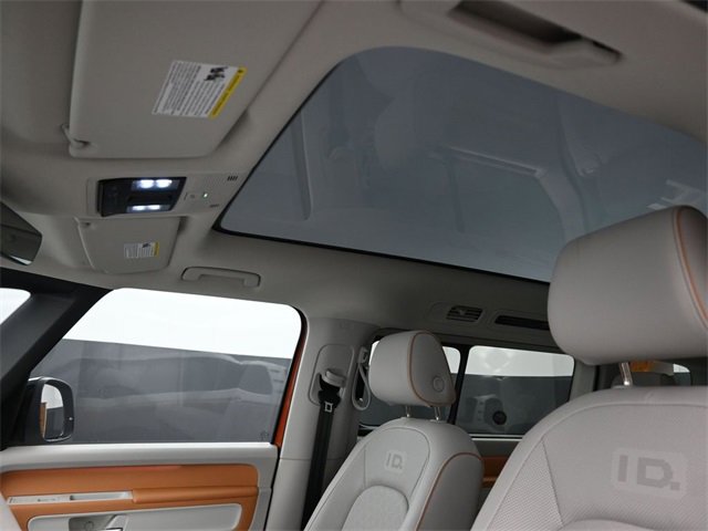 New 2025 Volkswagen ID. Buzz 1st Edition image 9