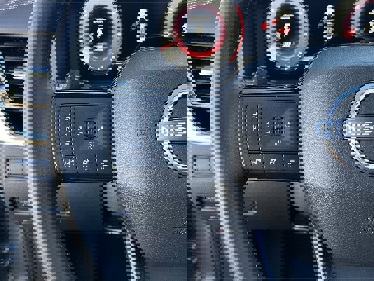 Certified 2025 Nissan Rogue SL w/ Tech Package image 11