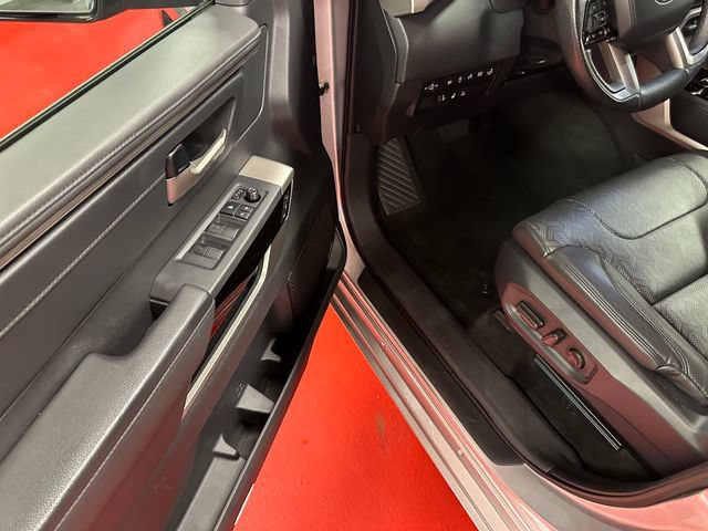 Used 2022 Toyota Tundra Limited w/ Power Package AWD/4WD image 9
