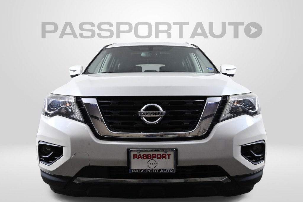 Used 2019 Nissan Pathfinder SL w/ SL Premium Package AWD/4WD image 2