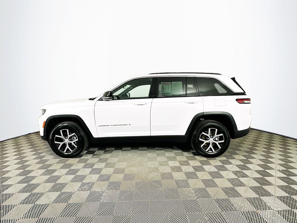 Certified 2025 Jeep Grand Cherokee Limited AWD/4WD image 6