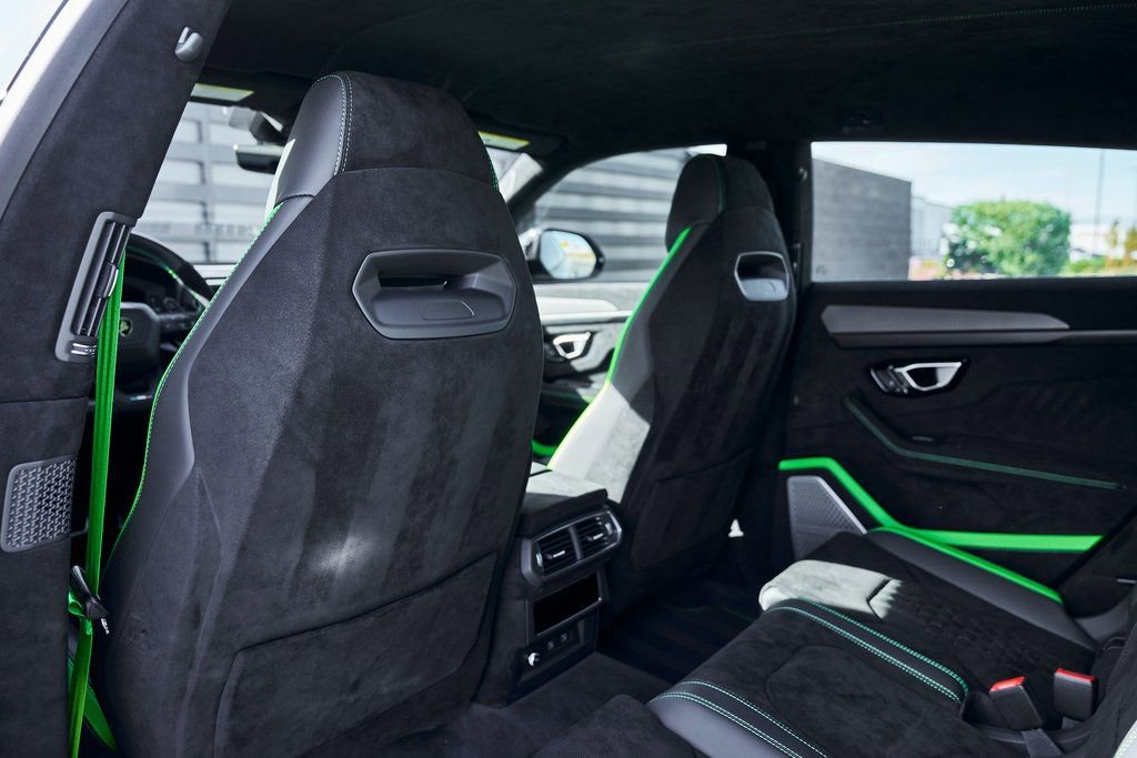 Used 2024 Lamborghini Urus Performante image 48