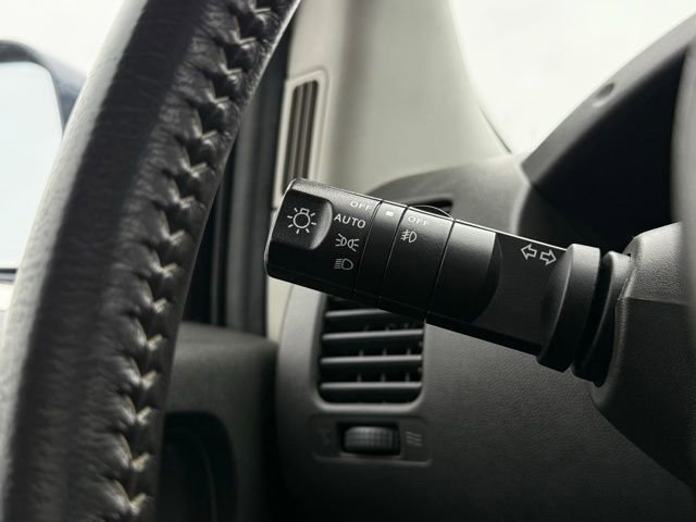 Used 2018 Nissan Frontier PRO-4X image 12