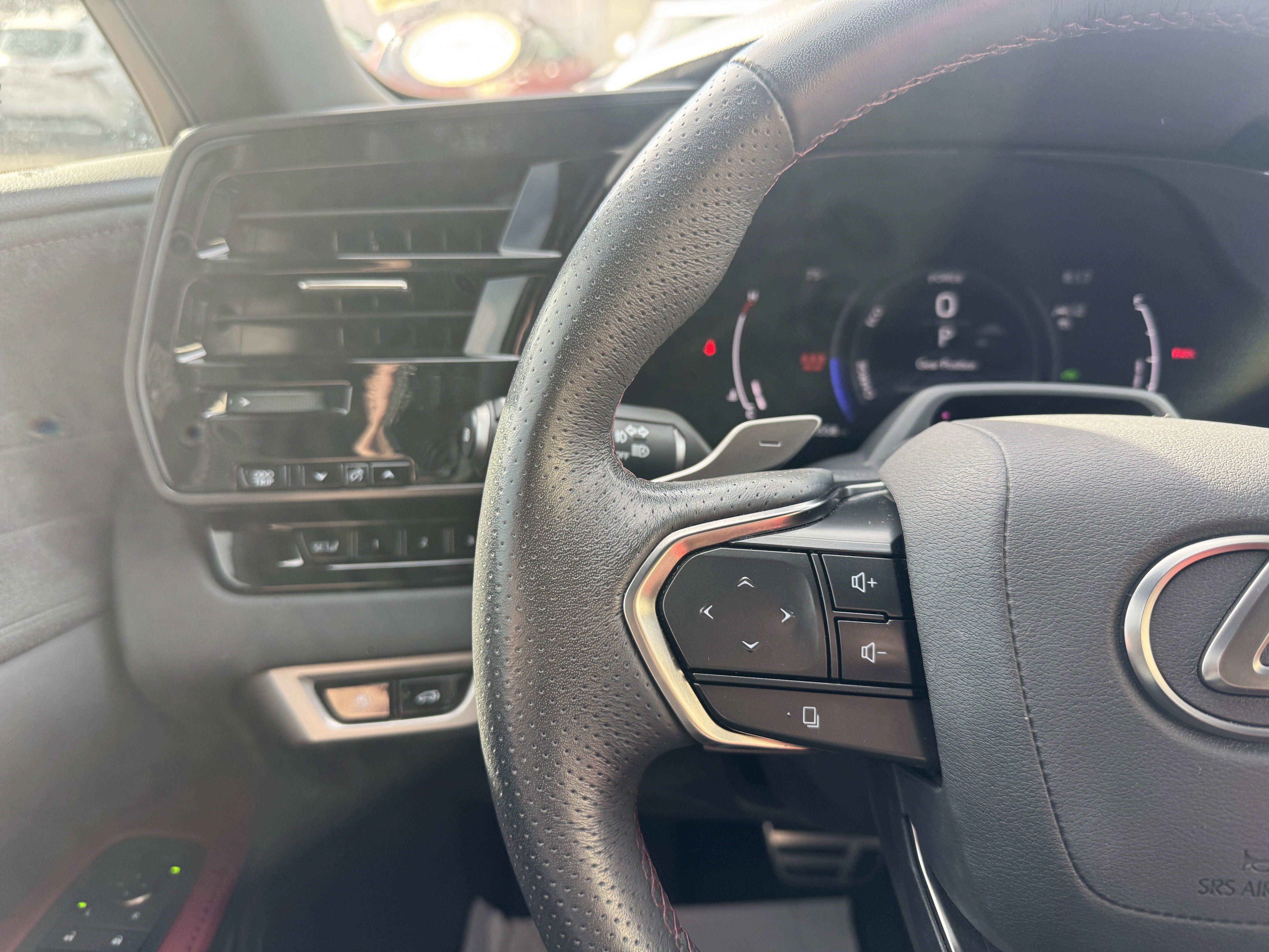 Used 2023 Lexus RX 500h F Sport w/ Accessory Package (Z1) image 24