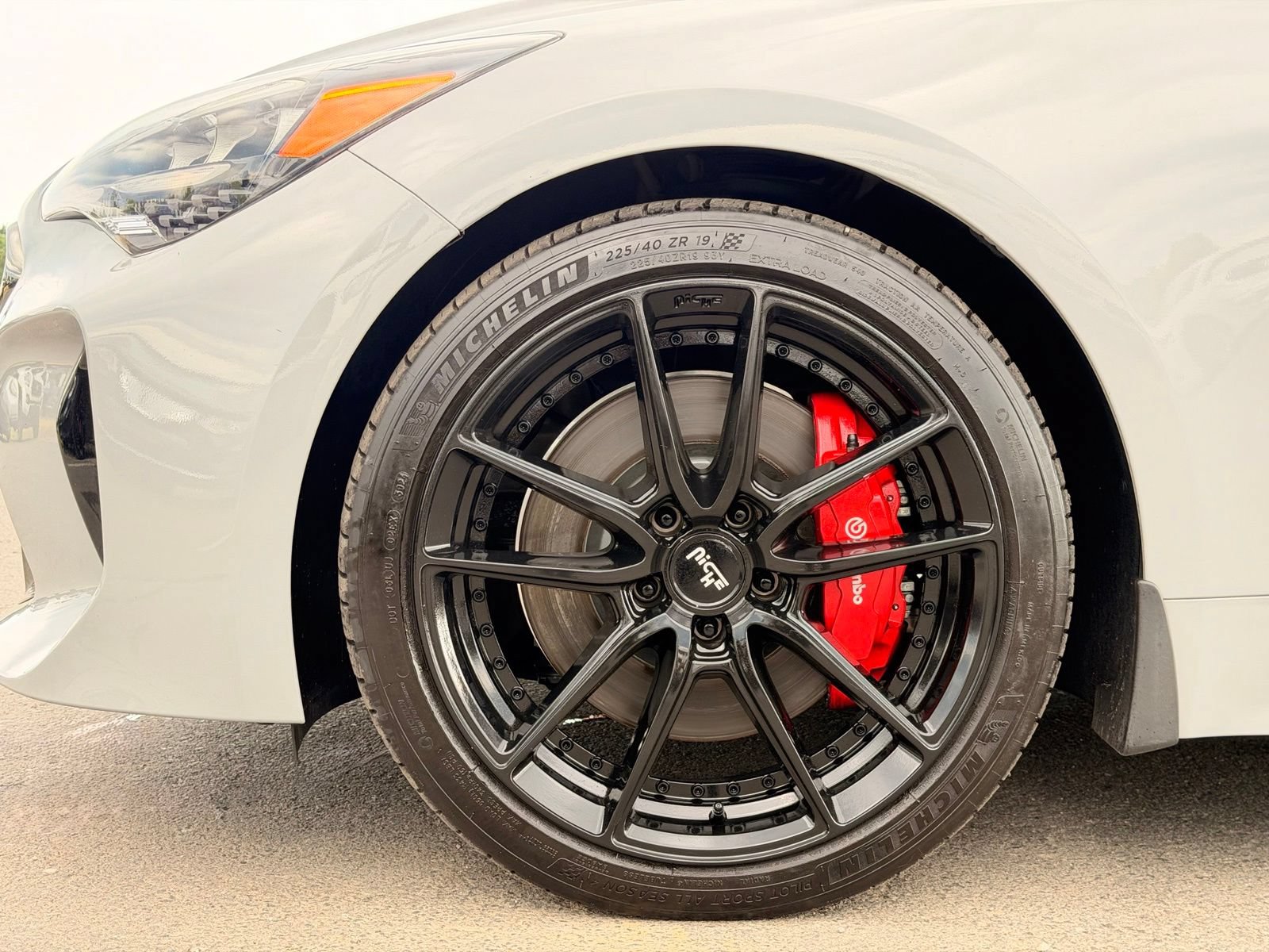 Used 2022 Kia Stinger GT1 w/ Red Interior Color Package RWD image 18