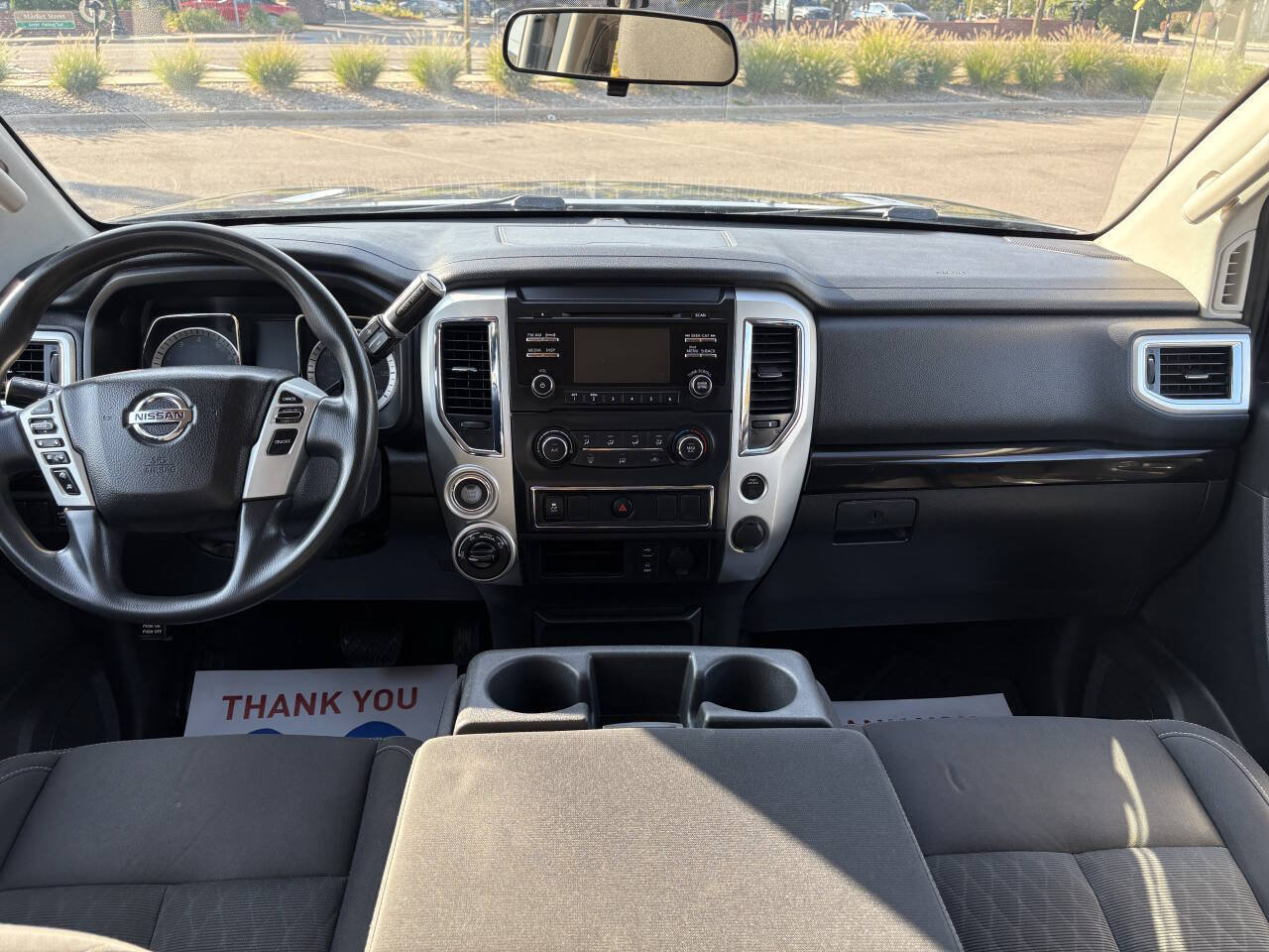 Used 2018 Nissan Titan SV AWD/4WD image 19
