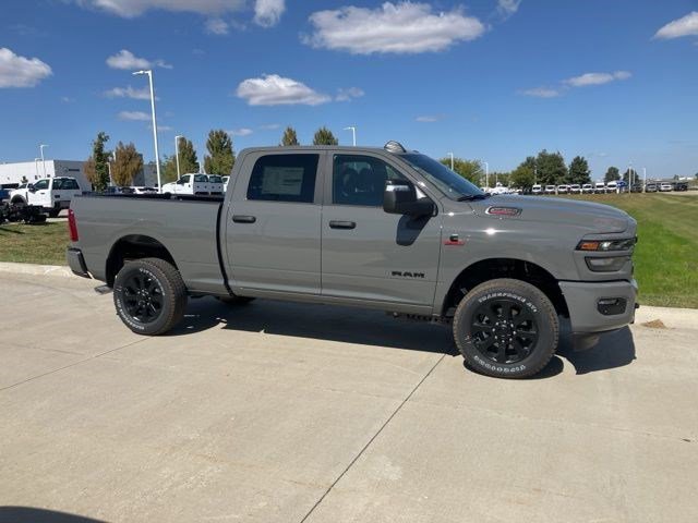 New 2026 RAM 2500 Big Horn AWD/4WD image 5