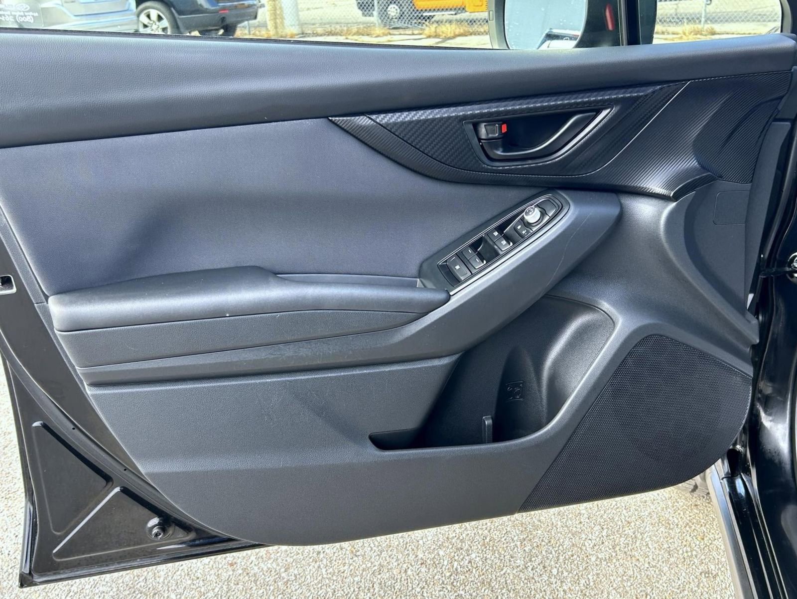 Used 2023 Subaru Crosstrek 2.0i Premium image 9