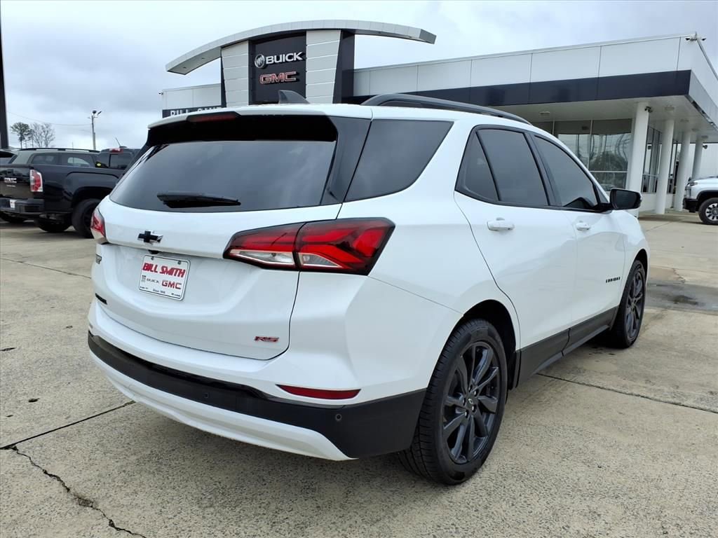 Used 2024 Chevrolet Equinox RS w/ RS Leather Package image 7