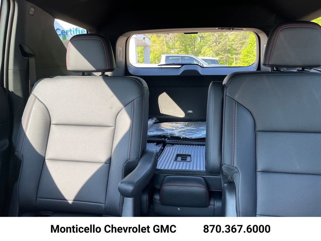 New 2026 Chevrolet Traverse Z71 w/ Enhanced Driving Package AWD/4WD image 24