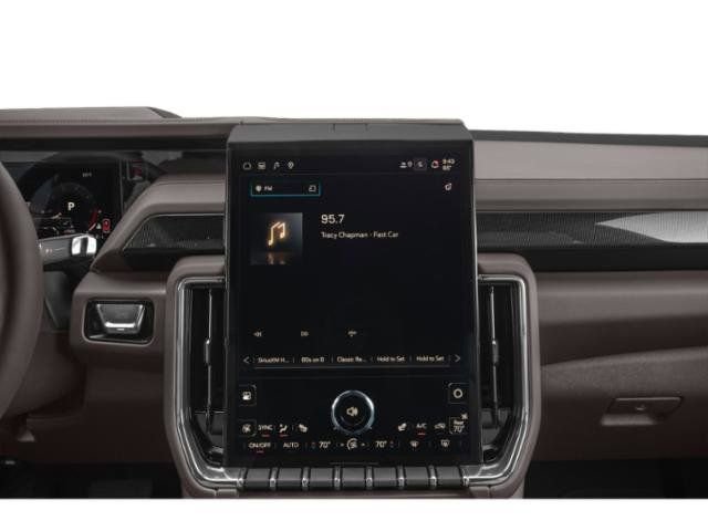 Used 2025 GMC Yukon XL Elevation RWD image 12
