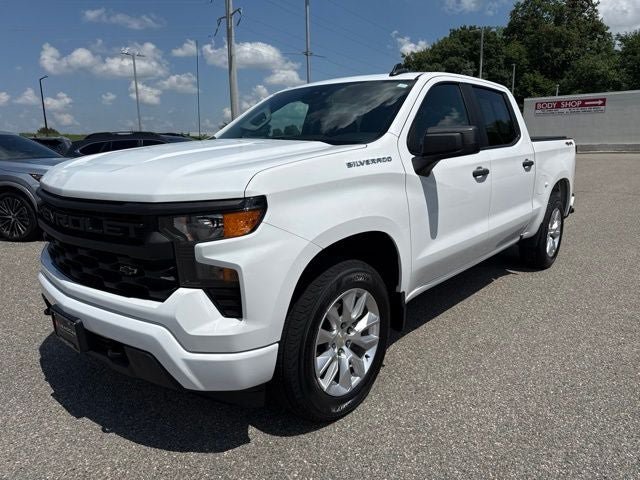 Used 2022 Chevrolet Silverado 1500 Custom AWD/4WD image 5