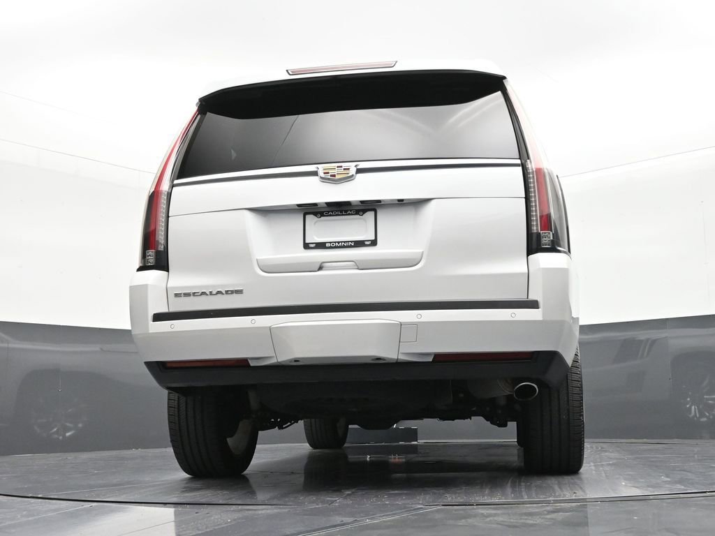 Used 2020 Cadillac Escalade 2WD image 23