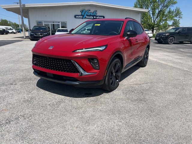 New 2025 Buick Envision Sport Touring image 2