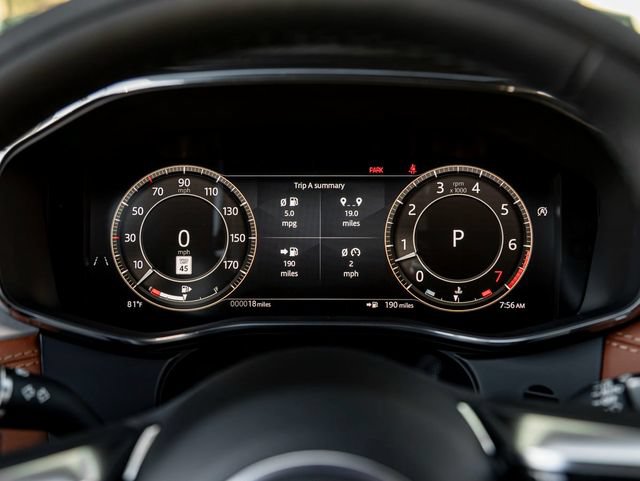 New 2026 Jaguar F-PACE R-Dynamic S AWD/4WD image 17