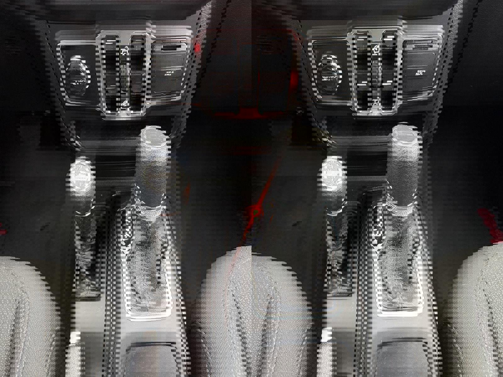 Used 2020 Jeep Gladiator Sport w/ Quick Order Package 24S image 29