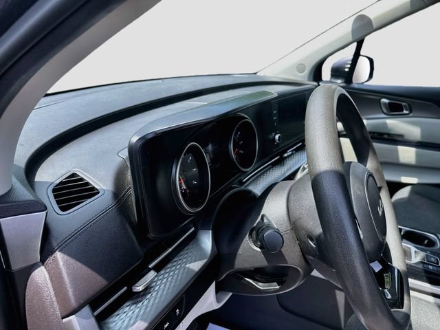 Used 2022 Kia Carnival LX FWD image 10