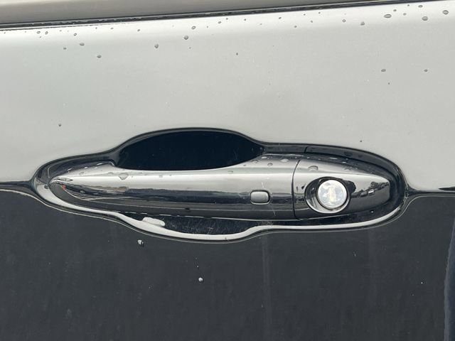 Used 2022 Jeep Compass Latitude w/ Sun and Sound Group image 32