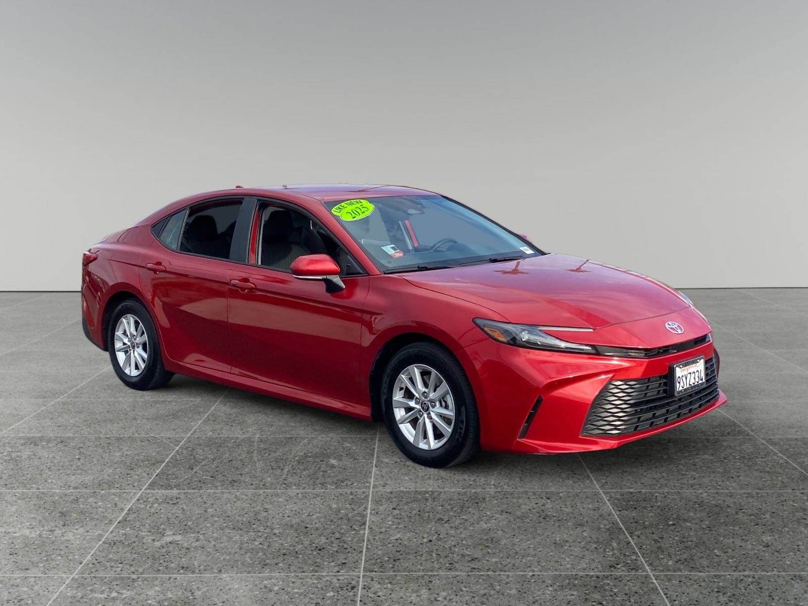 Used 2025 Toyota Camry LE FWD image 7